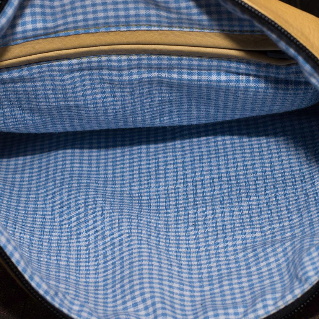 MONT5 Khaplu - Clutch Minimal Crossbody Large Leather Clutch / Purse - Leather Jacket Shop