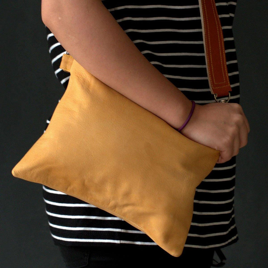 MONT5 Khaplu - Clutch Minimal Crossbody Large Leather Clutch / Purse - Leather Jacket Shop