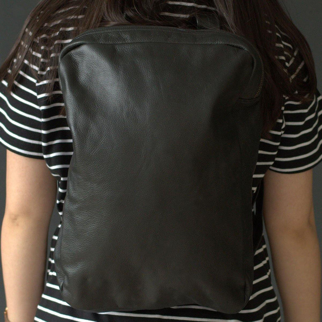 MONT5 Khaplu Handmade Black Leather Travel Rucksack - Leather Jacket Shop